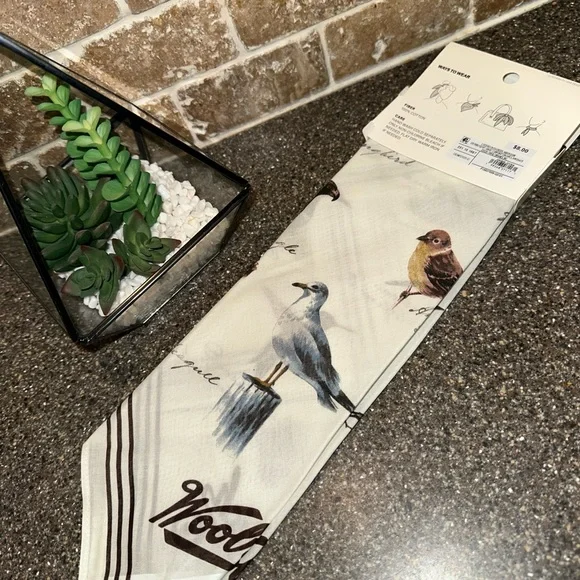 Woolrich x Target Cream Bird Motif Bandana - Picture 8 of 8